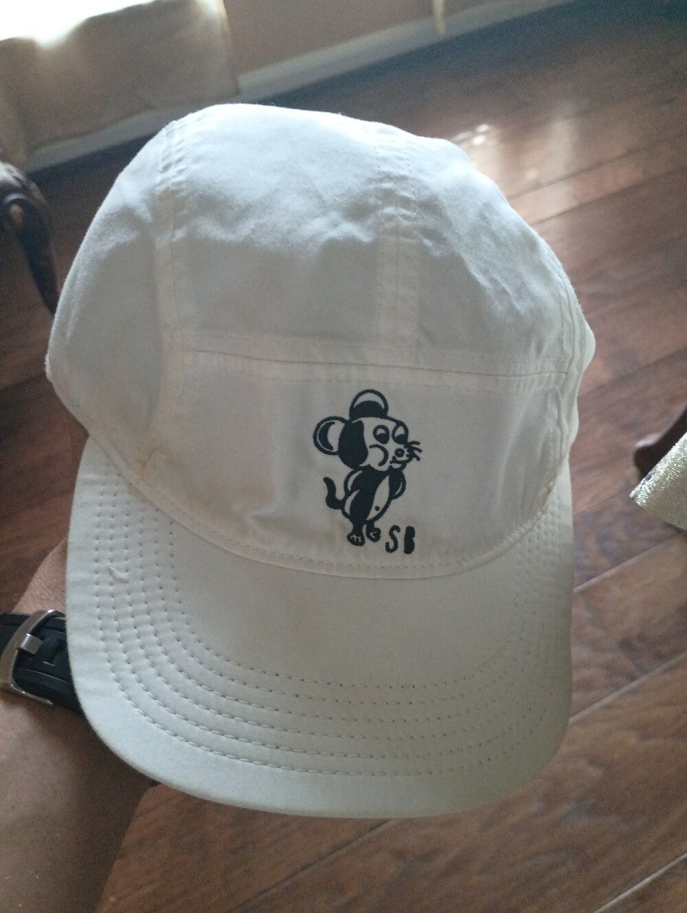 Nike SB Skate Rat Fully Reversible 5 Panel White Black